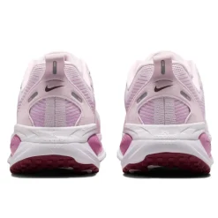Scarpe donna Vomero 18
