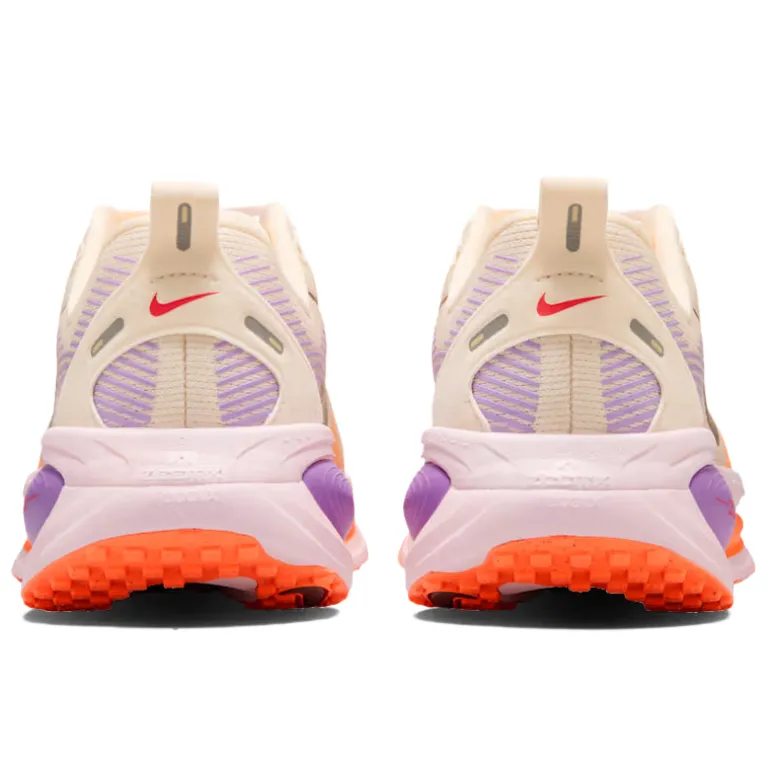 Scarpe donna Vomero 18