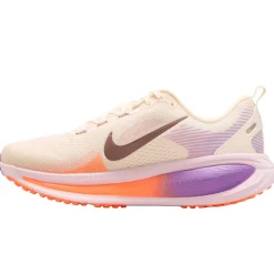 Scarpe donna Vomero 18