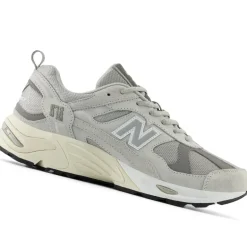 Scarpe uomo 878