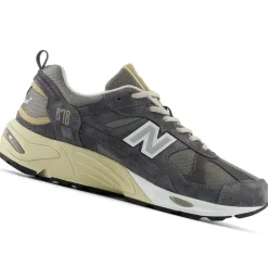 Scarpe uomo 878