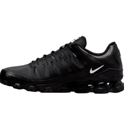 Scarpe uomo Reax 8 TR